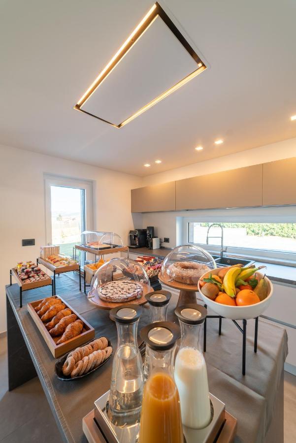 Villa Porrelli Rooms & Spa Suite San Demetrio ne' Vestini Eksteriør bilde